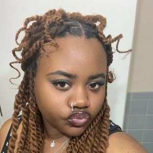 Meet your Posher, Charlie